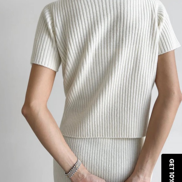Commense Cream Ribbed Knit Top - Picture 3 of 7